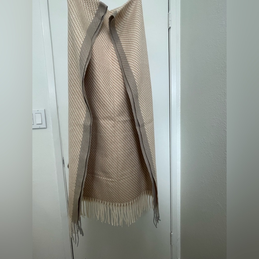 Cashmere Scarf - Picture 4 of 4
